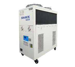 如何正確使用冷油機？
